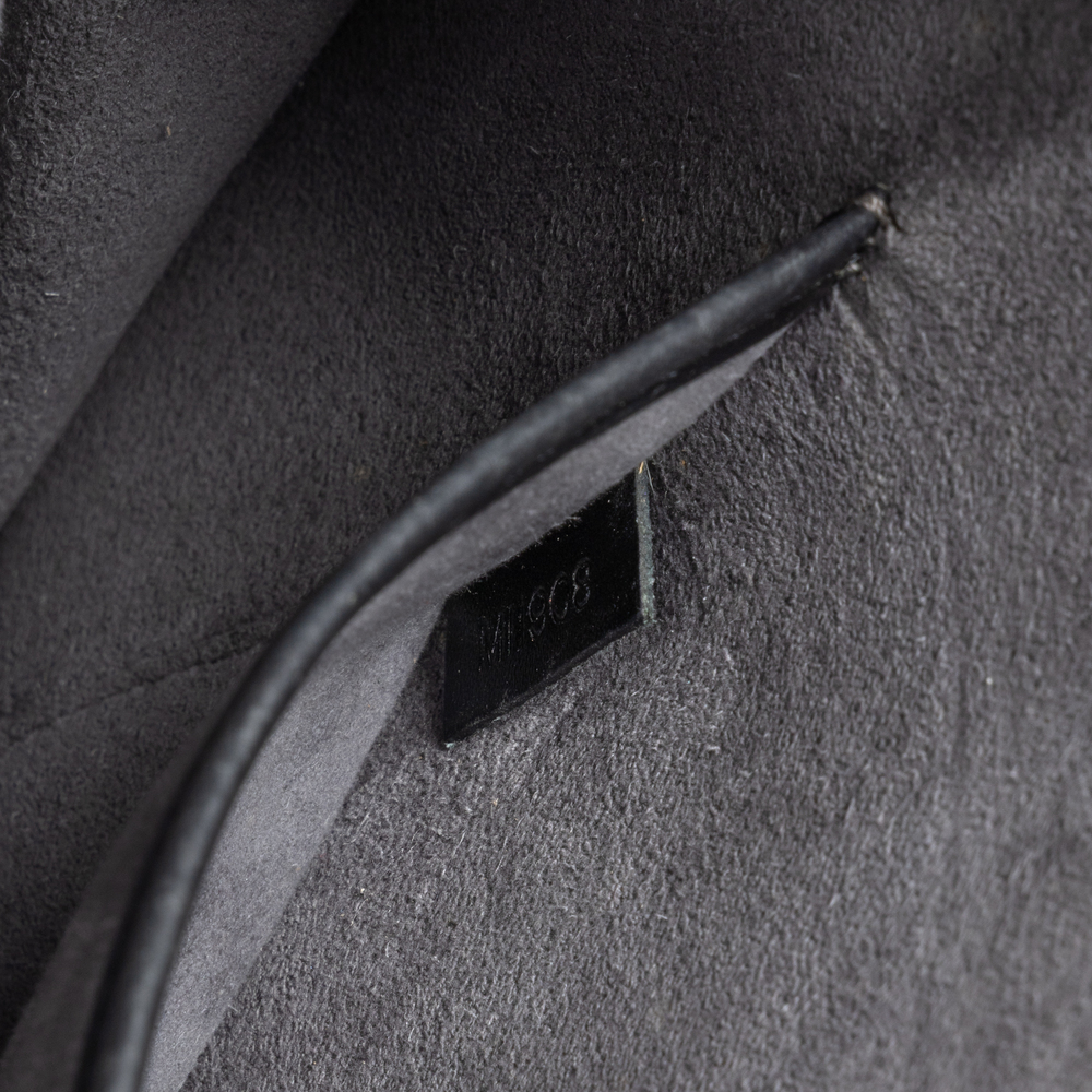 Louis Vuitton Ombre PM - Picture 11 of 11
